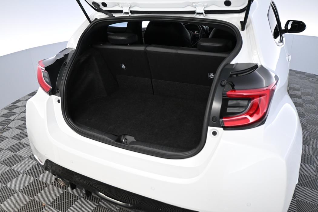 TOYOTA GR Yaris 2021