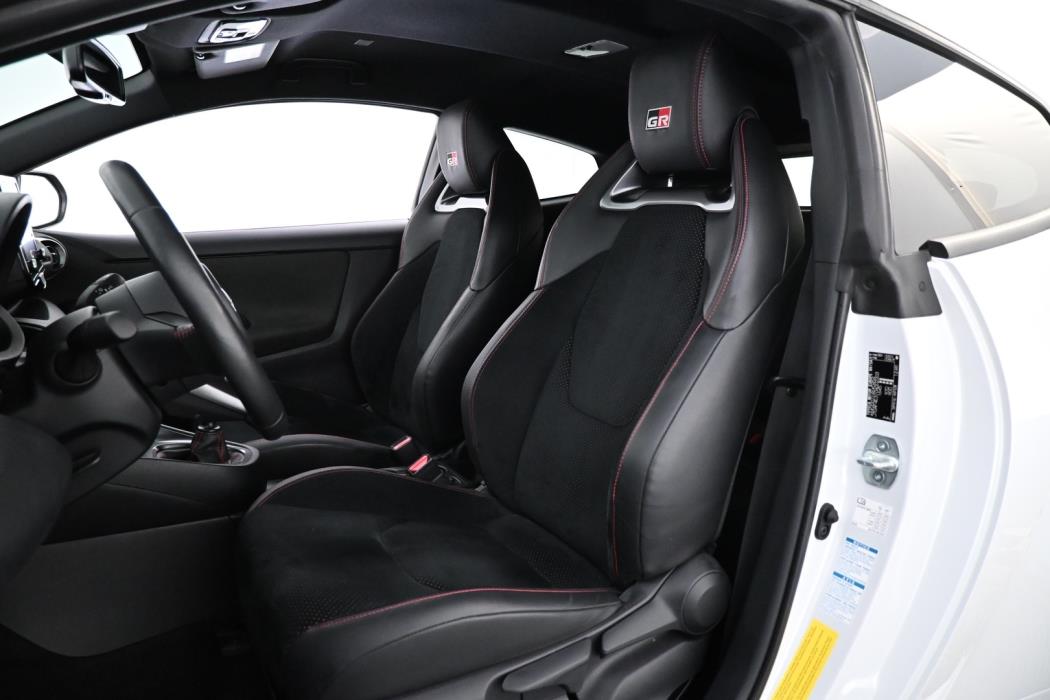 TOYOTA GR Yaris 2021