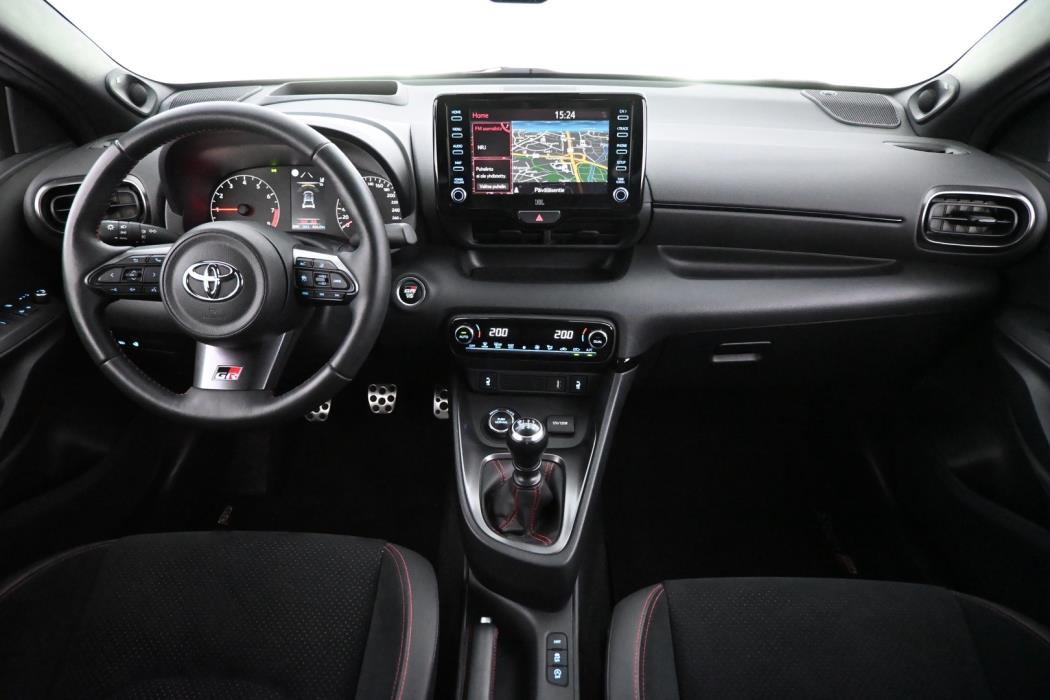 TOYOTA GR Yaris 2021