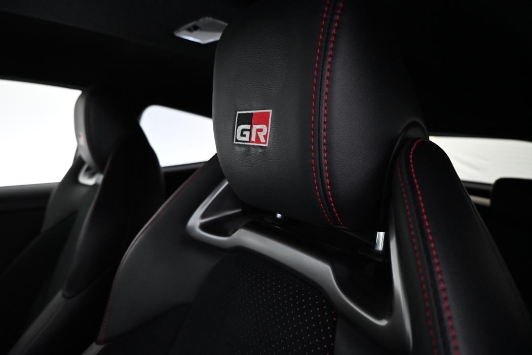 TOYOTA GR Yaris 2021