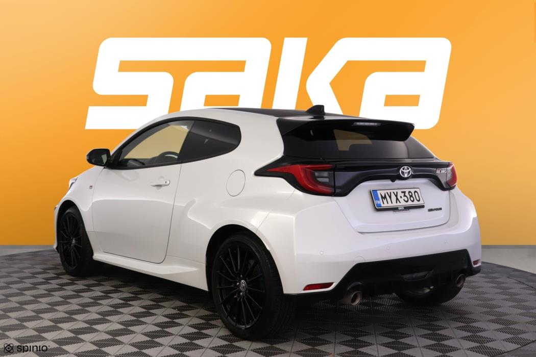 TOYOTA GR Yaris 2021