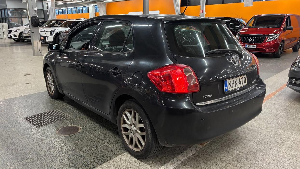 TOYOTA Auris 2008