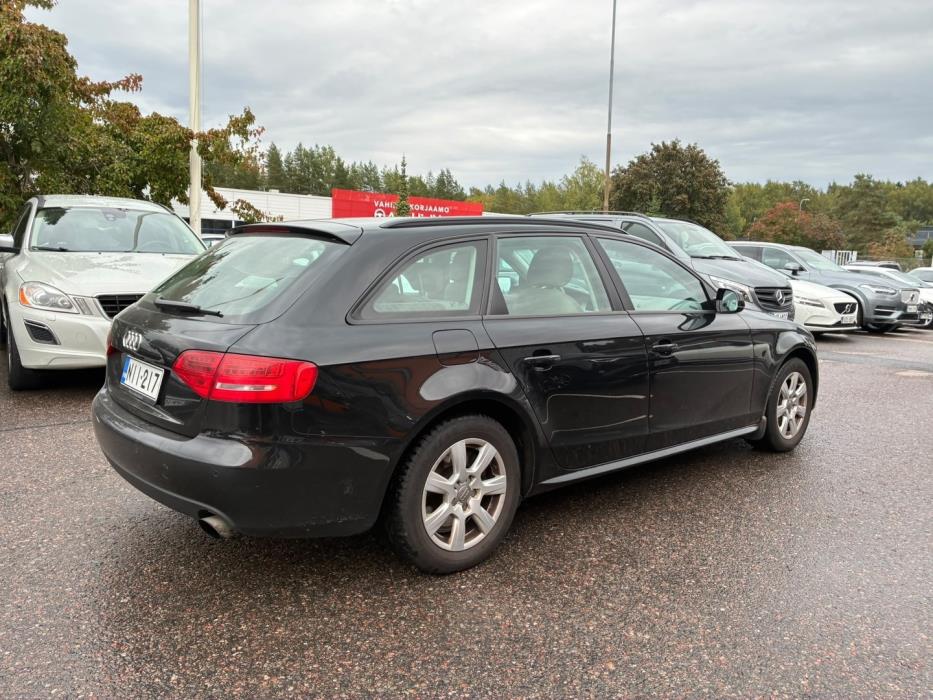 AUDI A4 2012