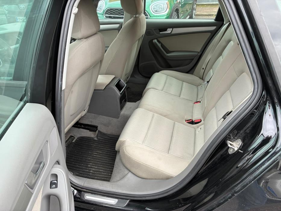 AUDI A4 2012