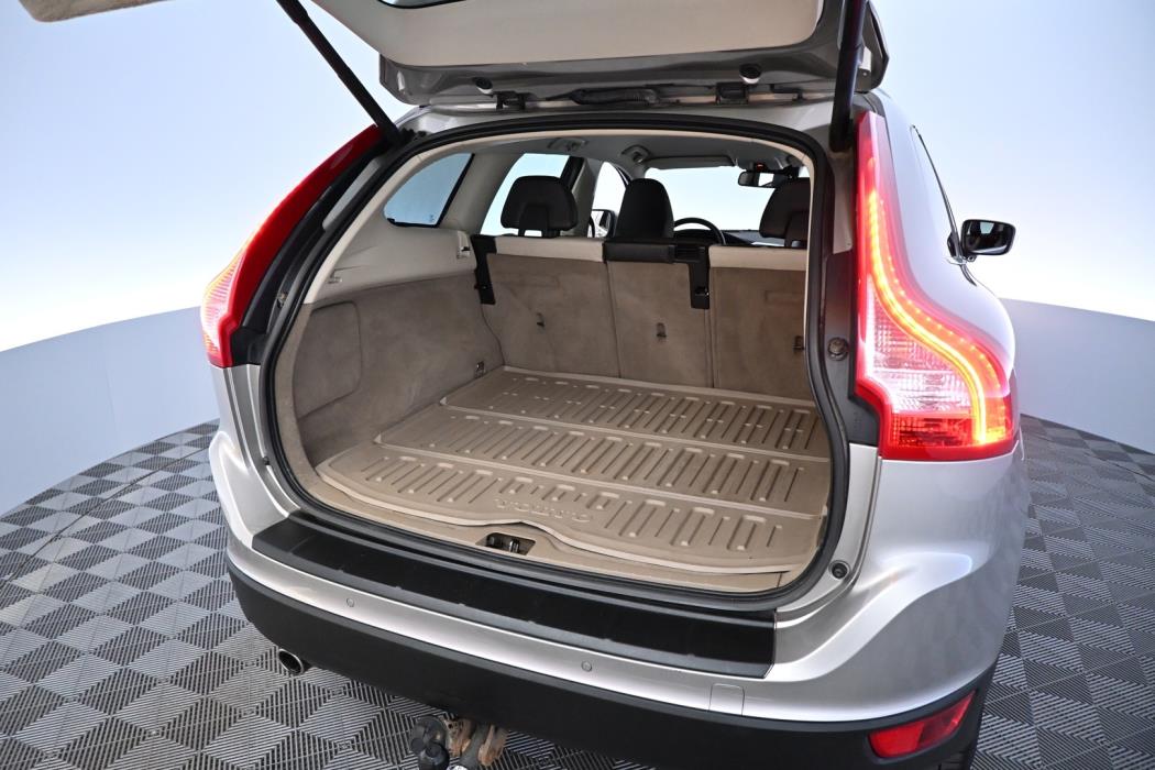 VOLVO XC60 2012