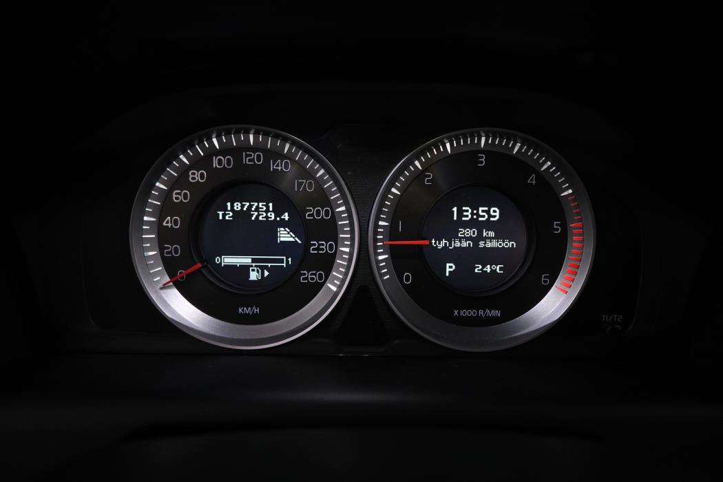 VOLVO XC60 2012