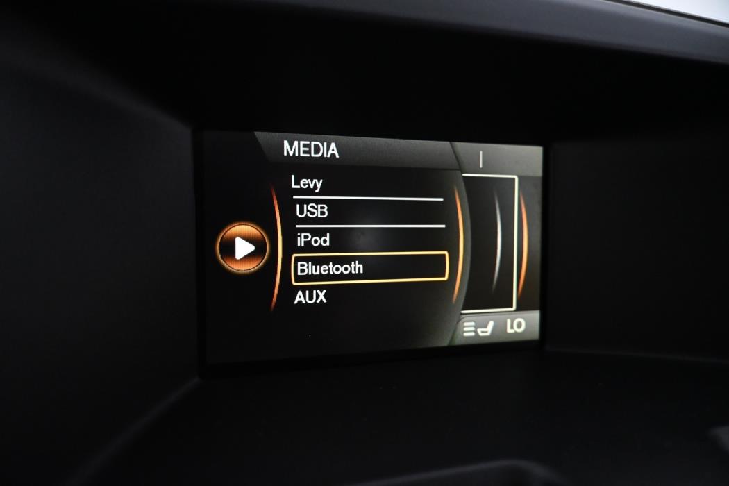VOLVO XC60 2012