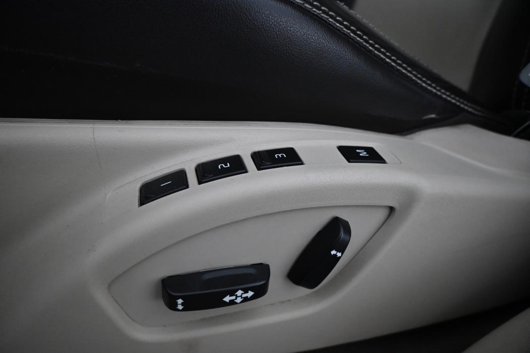 VOLVO XC60 2012