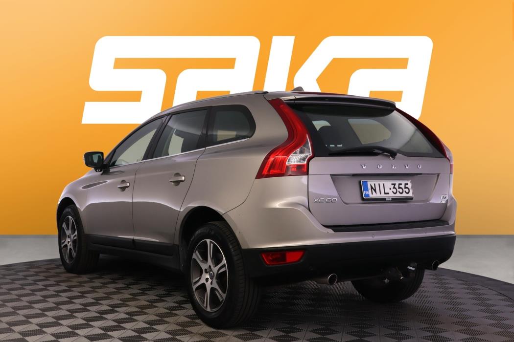 VOLVO XC60 2012