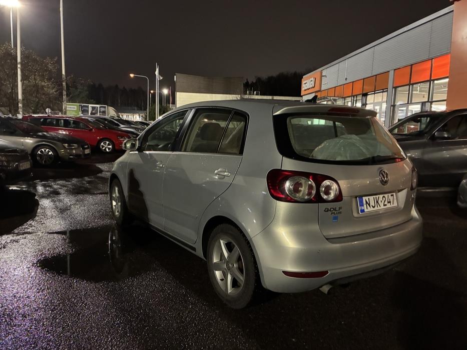 VOLKSWAGEN Golf Plus 2014
