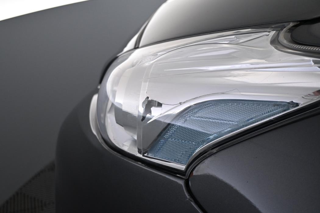 TOYOTA Prius+ 2015