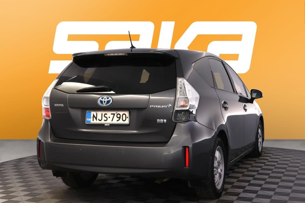 TOYOTA Prius+ 2015