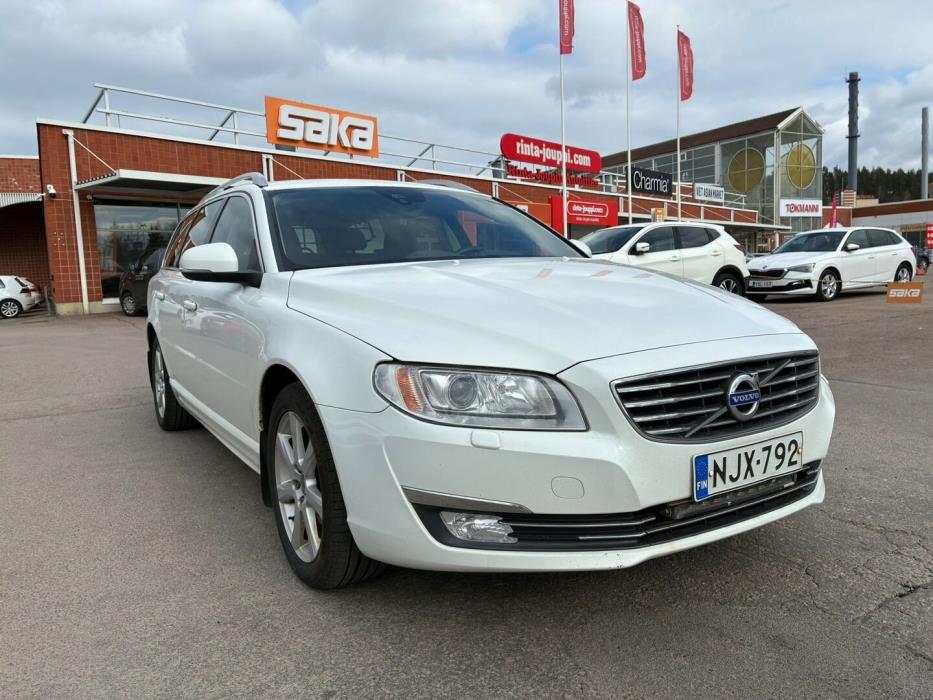 VOLVO V70 2016