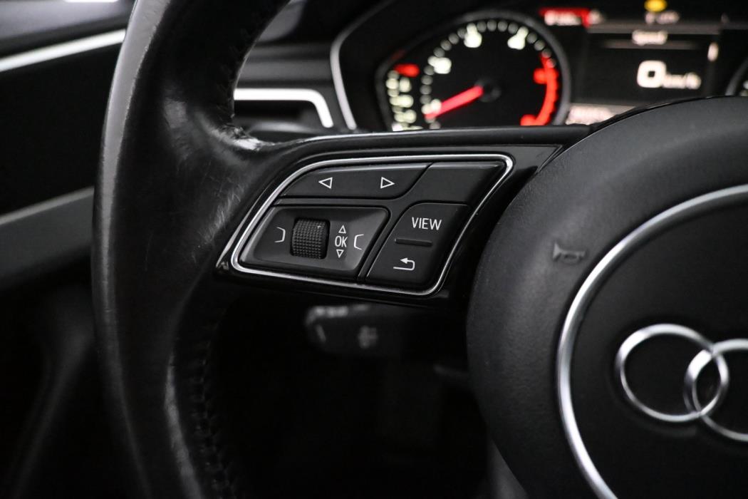 AUDI A4 2016
