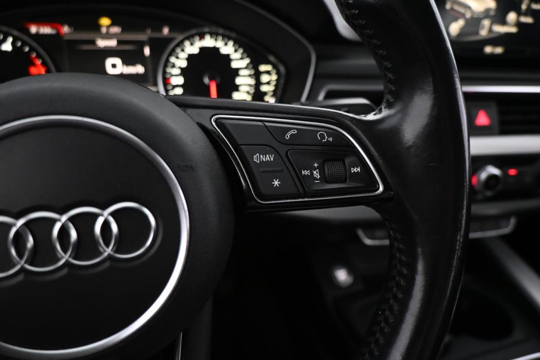 AUDI A4 2016