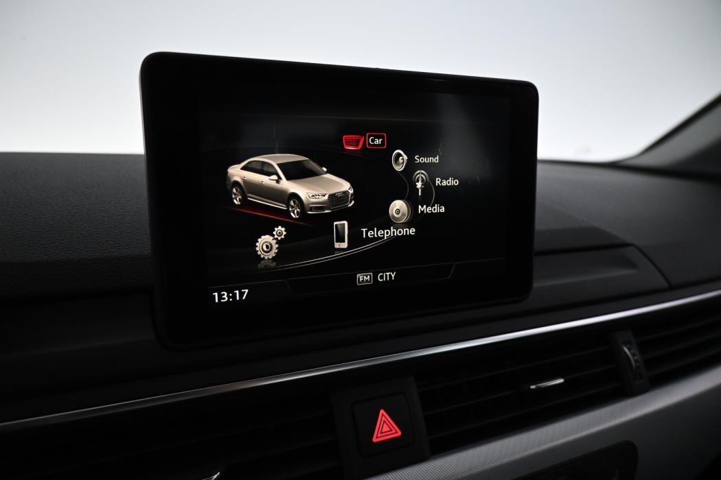 AUDI A4 2016