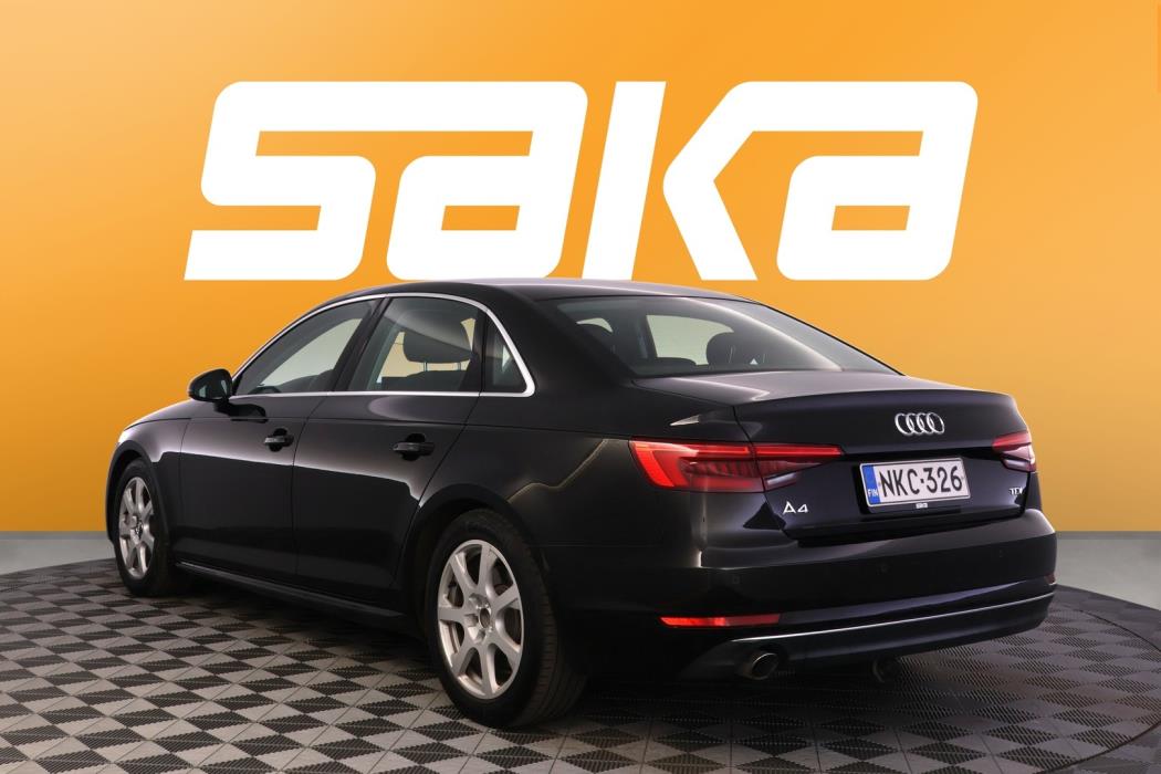AUDI A4 2016