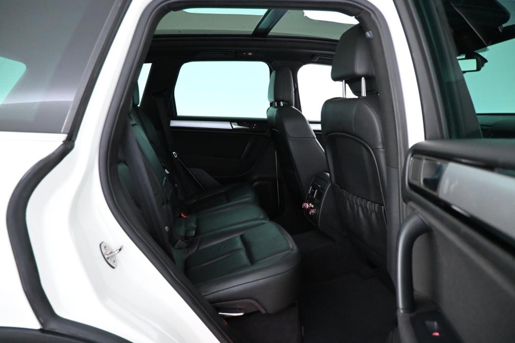 VOLKSWAGEN Touareg 2010