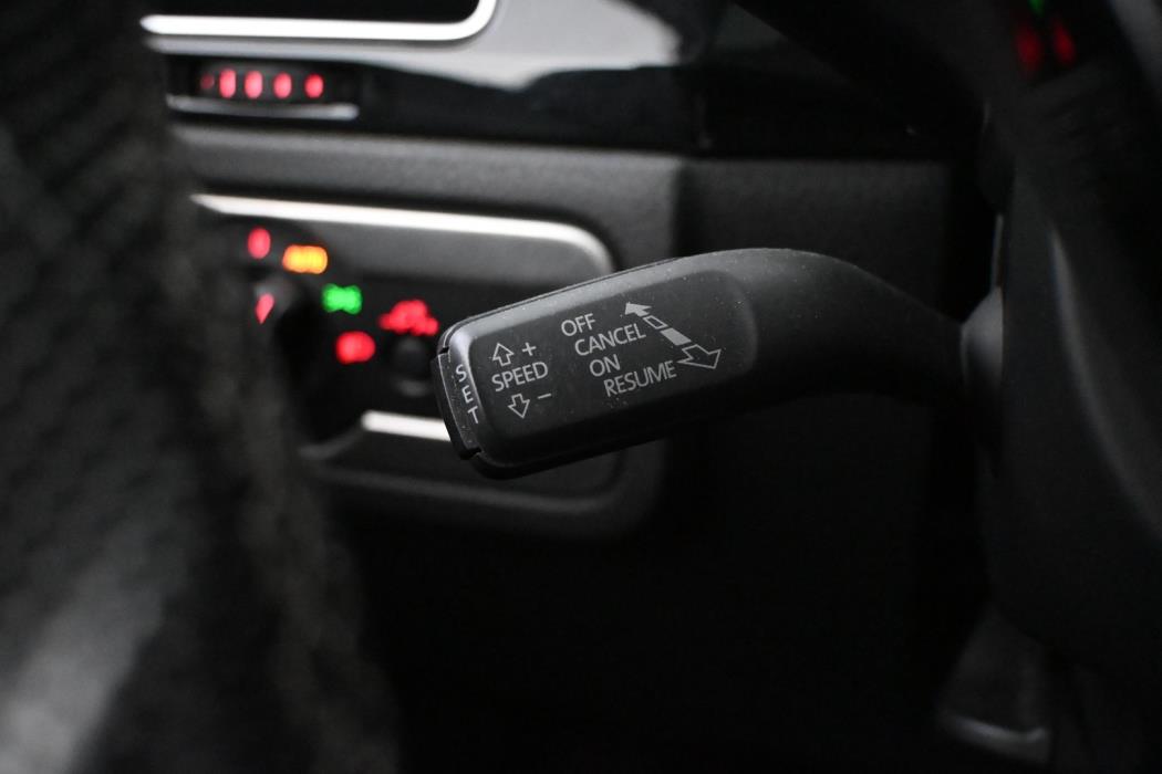 VOLKSWAGEN Touareg 2010