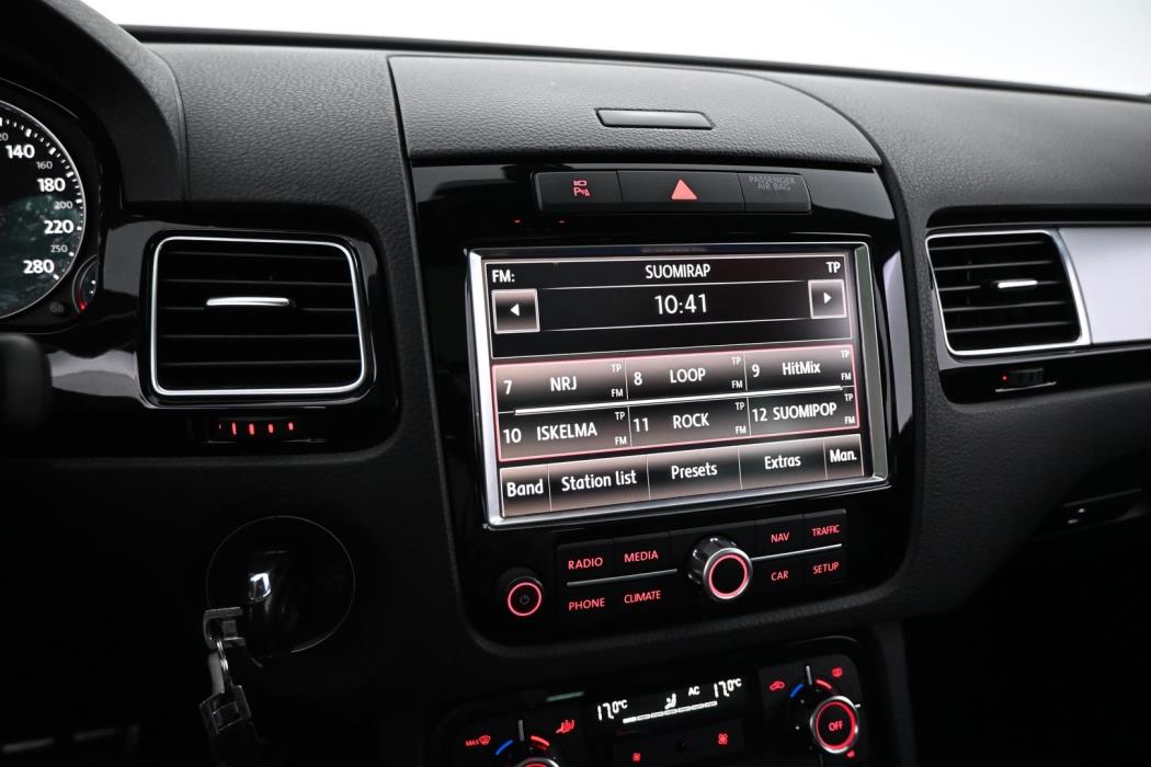 VOLKSWAGEN Touareg 2010