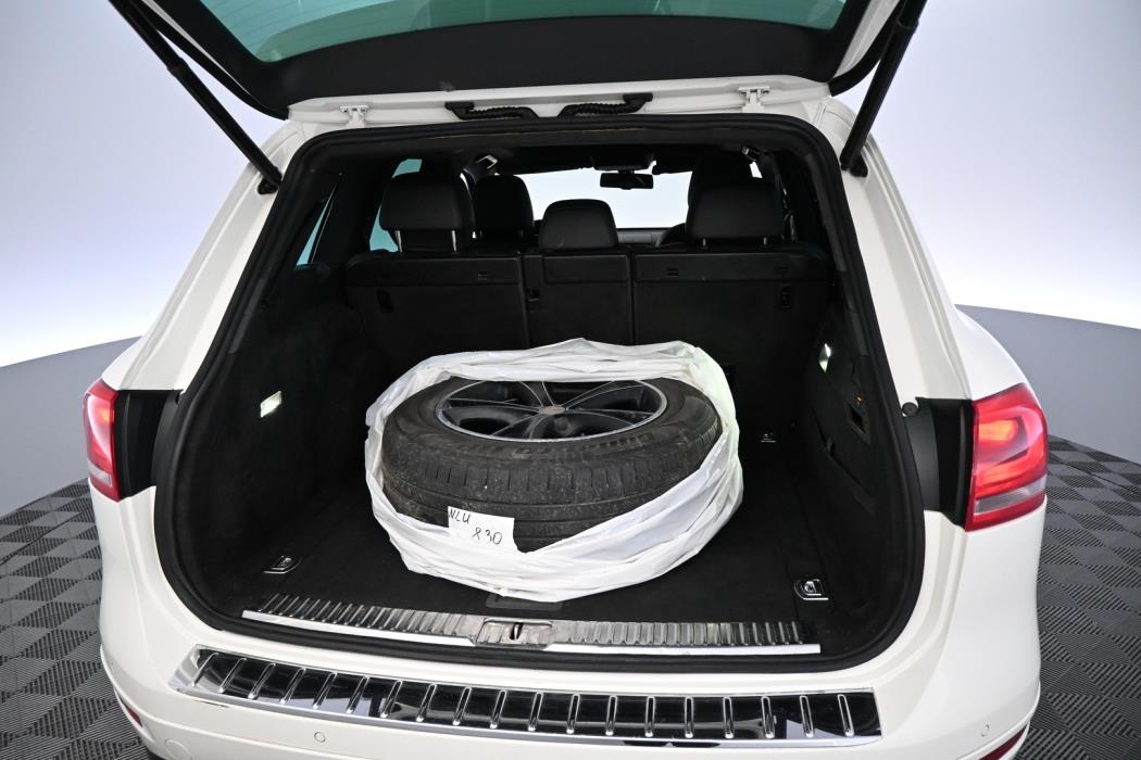 VOLKSWAGEN Touareg 2010