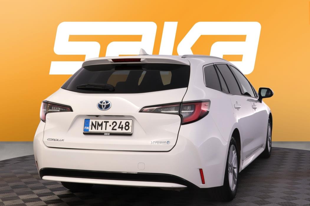 TOYOTA Corolla 2023