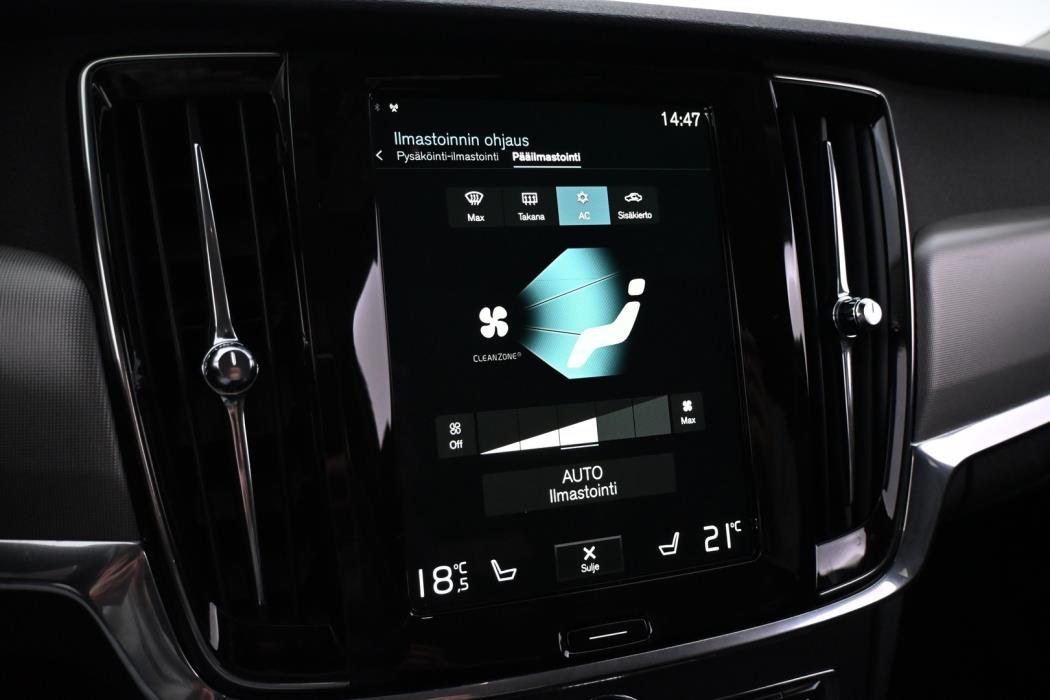 VOLVO V90 2021