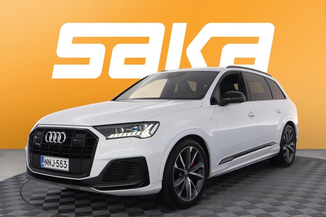 AUDI Q7 2021