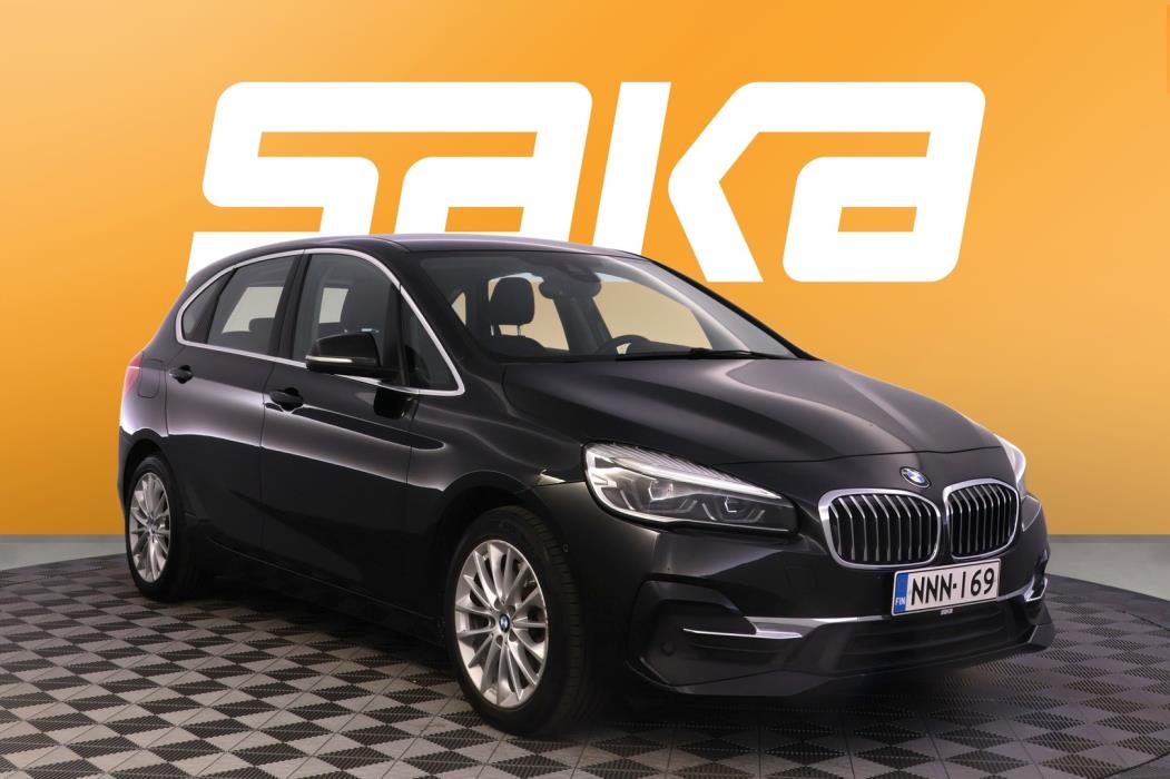 BMW 225 2019
