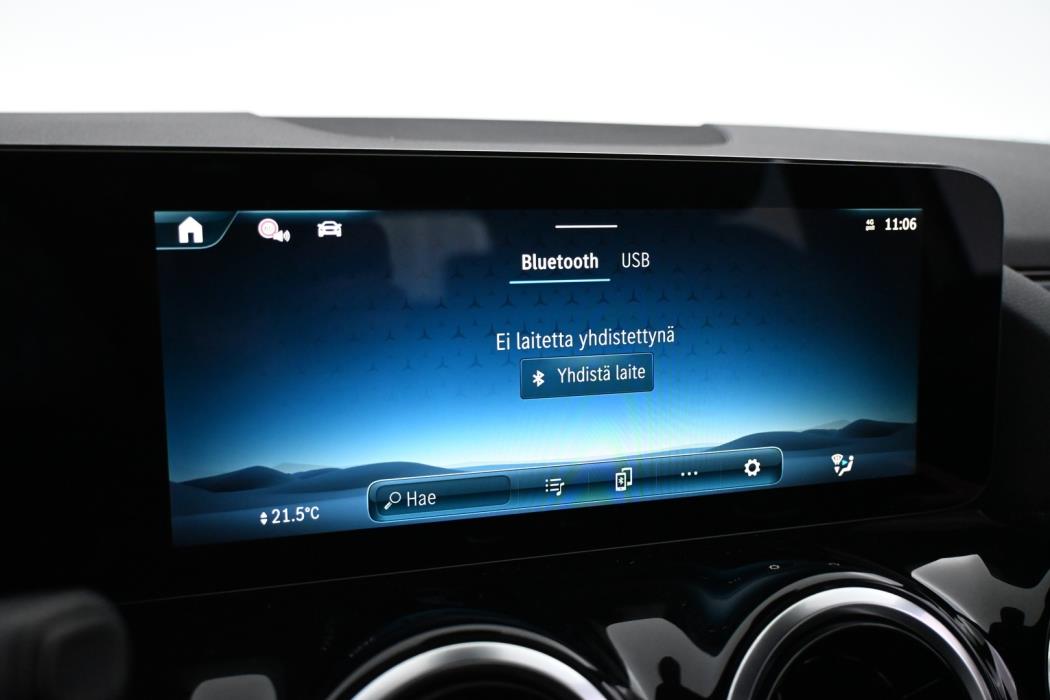 MERCEDES-BENZ GLA 2024