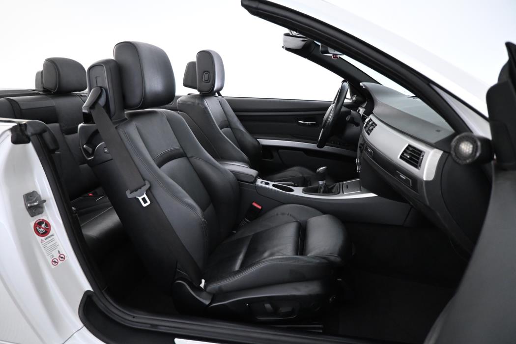 BMW 325 2011