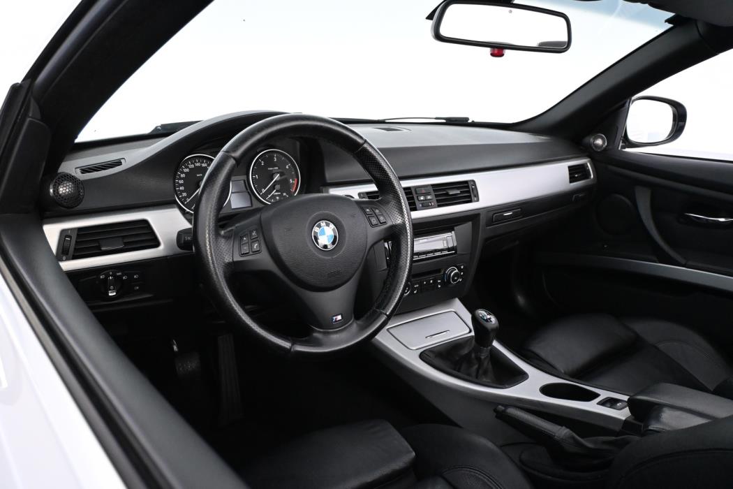 BMW 325 2011