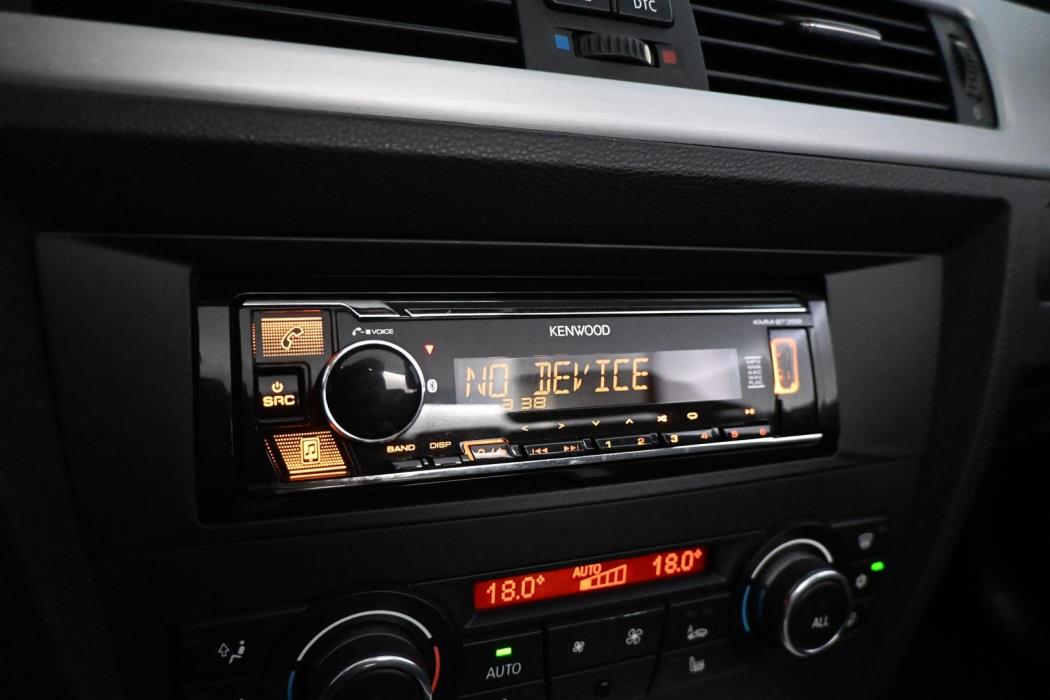 BMW 325 2011