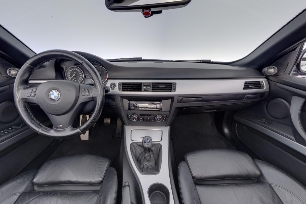 BMW 325 2011