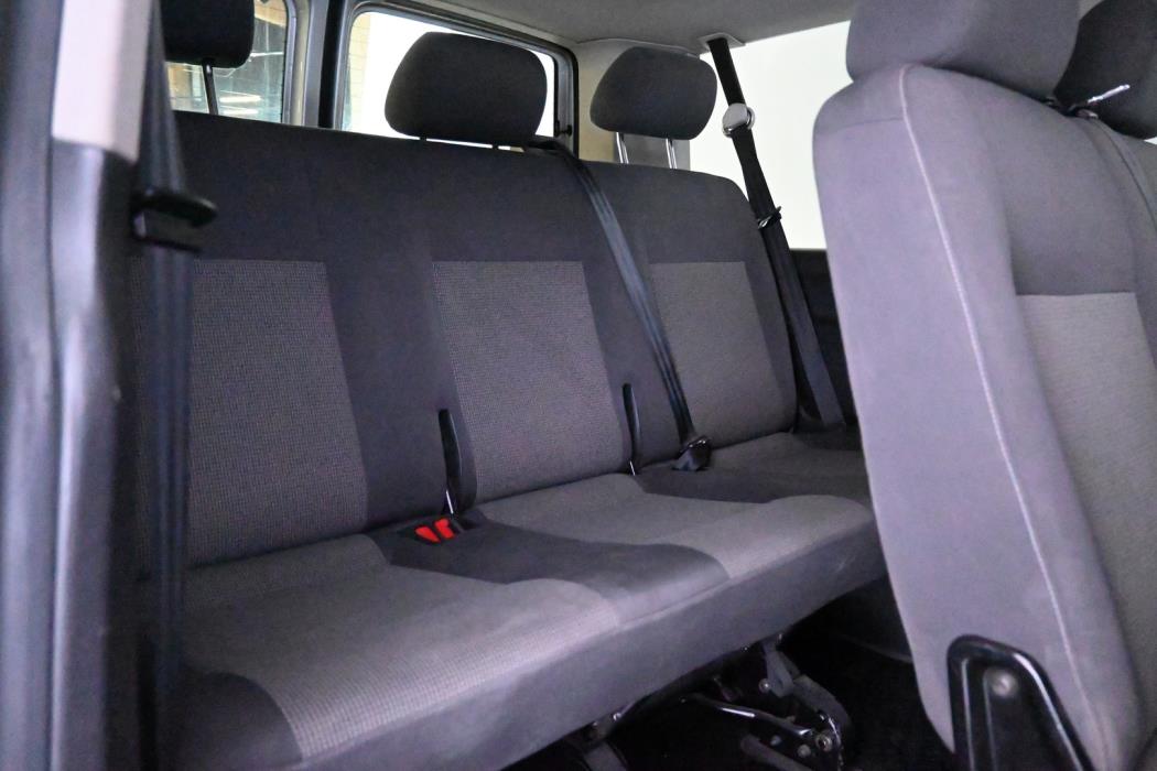 VOLKSWAGEN Caravelle 2010