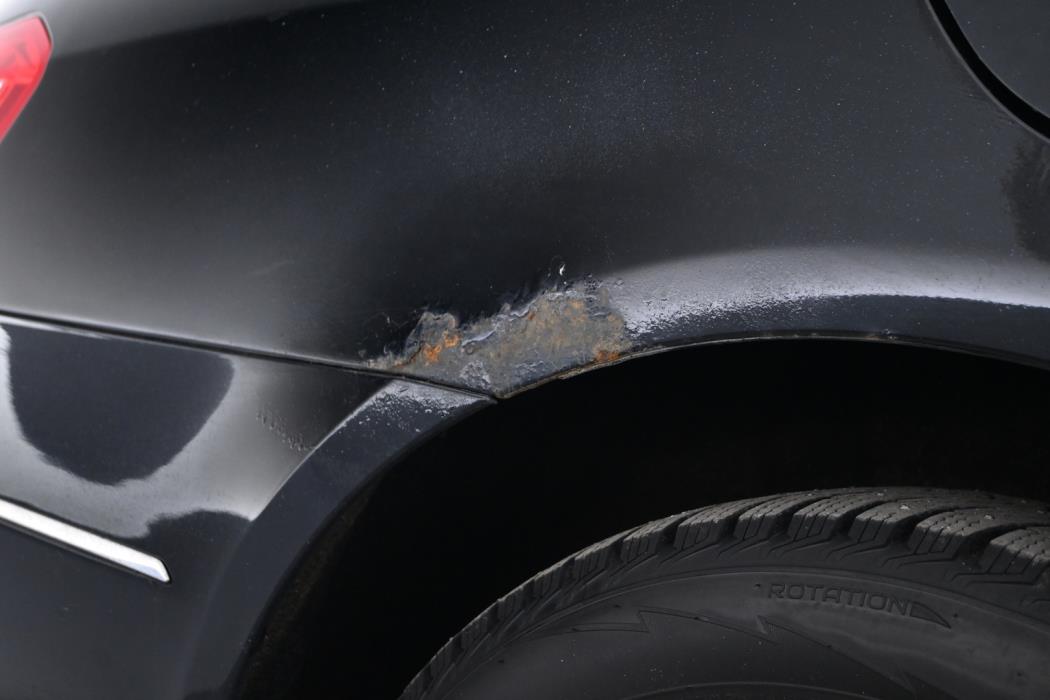 MERCEDES-BENZ E 2012