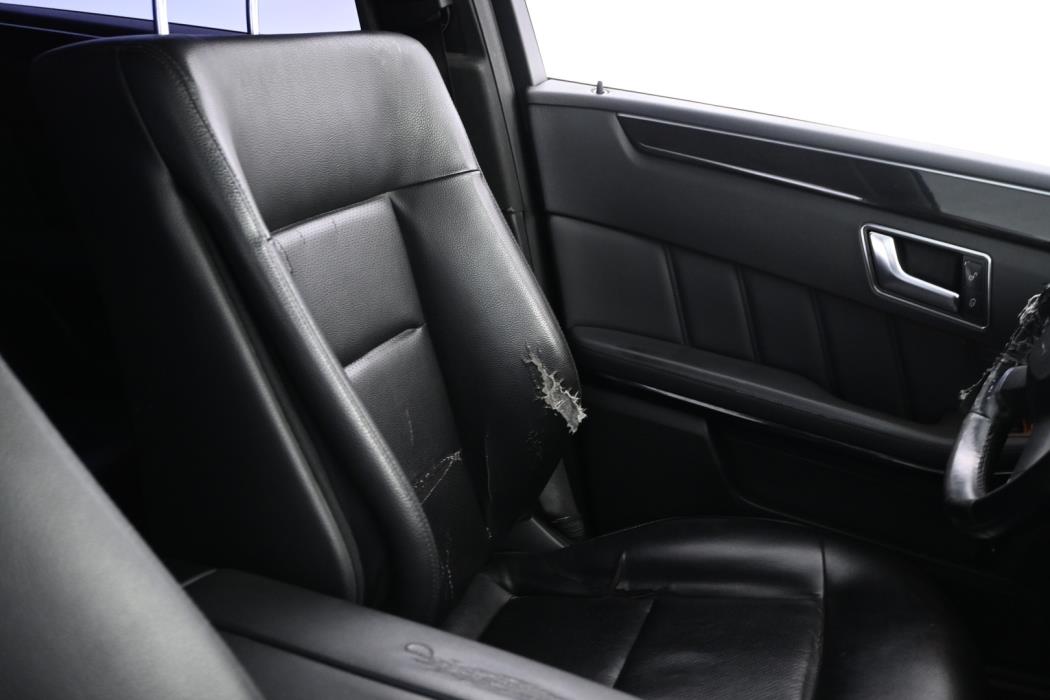 MERCEDES-BENZ E 2012