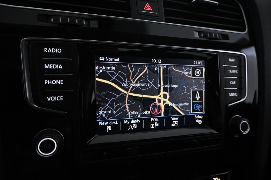 VOLKSWAGEN Golf 2014