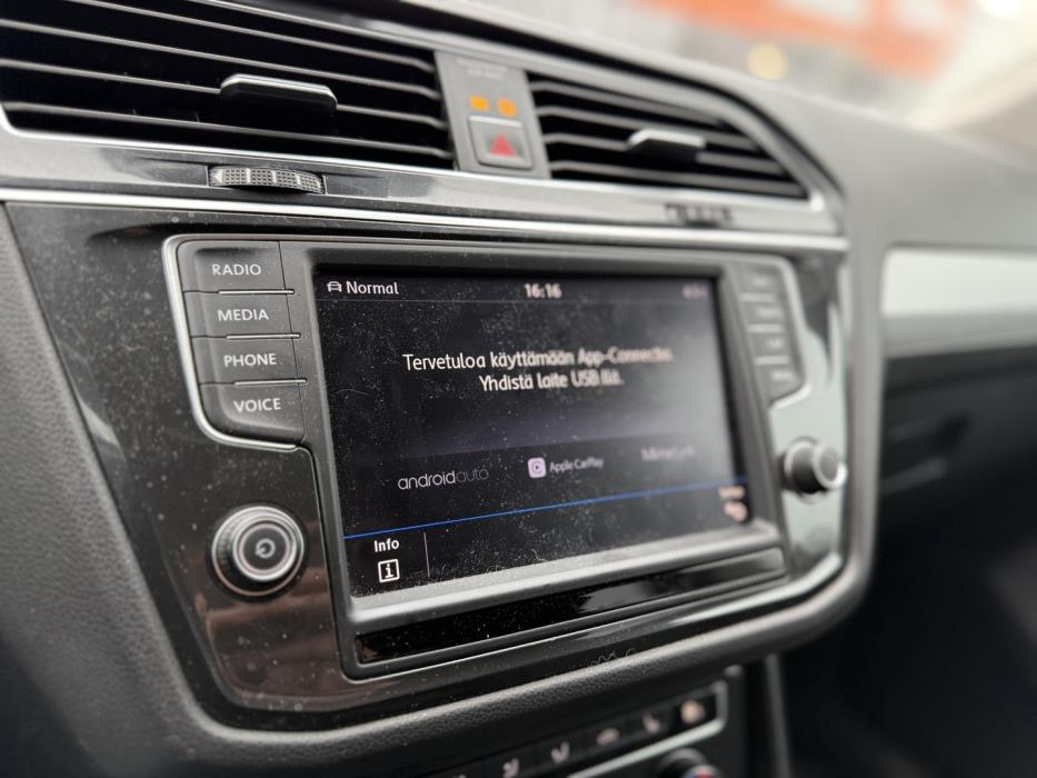 VOLKSWAGEN Tiguan 2017