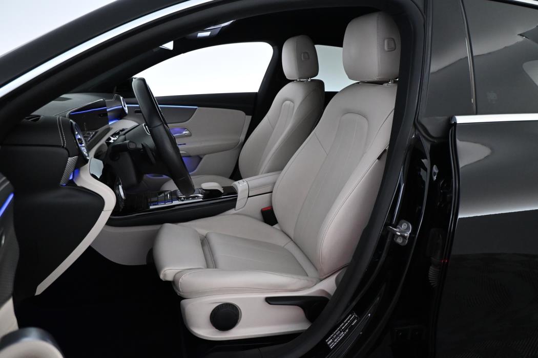 MERCEDES-BENZ CLA 2023