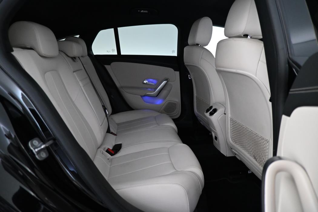 MERCEDES-BENZ CLA 2023