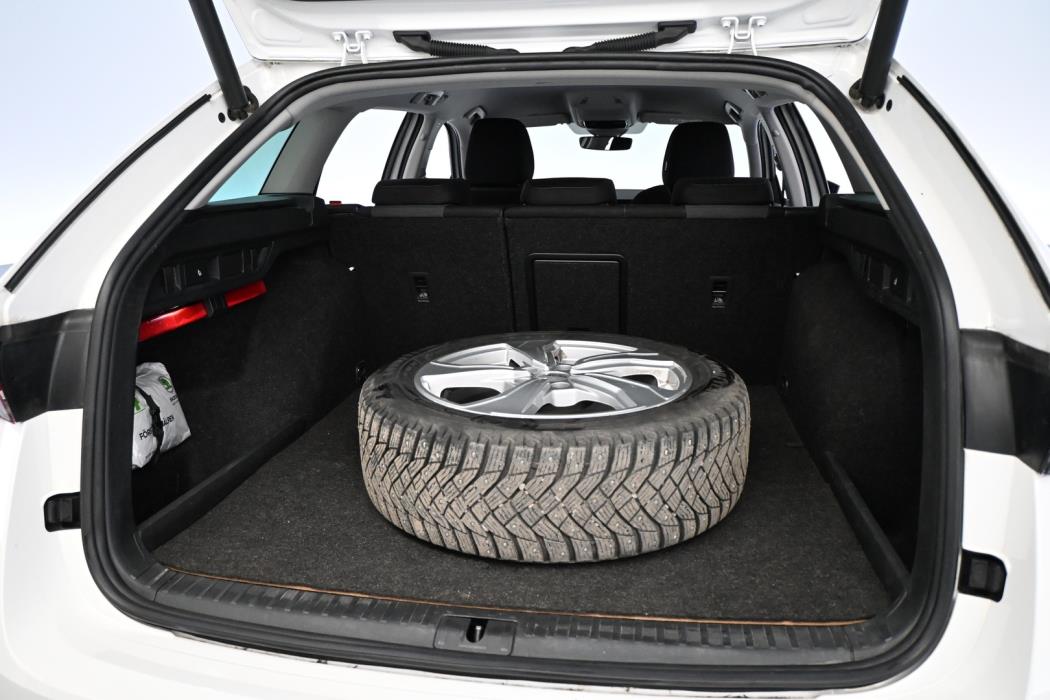 SKODA Octavia 2021