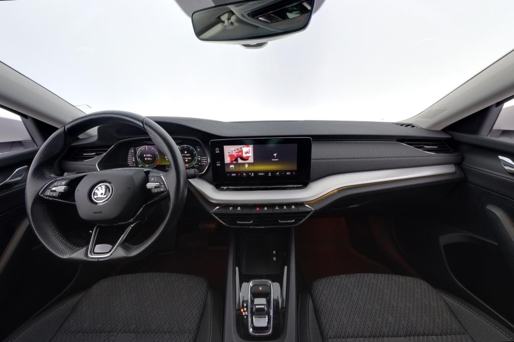 SKODA Octavia 2021