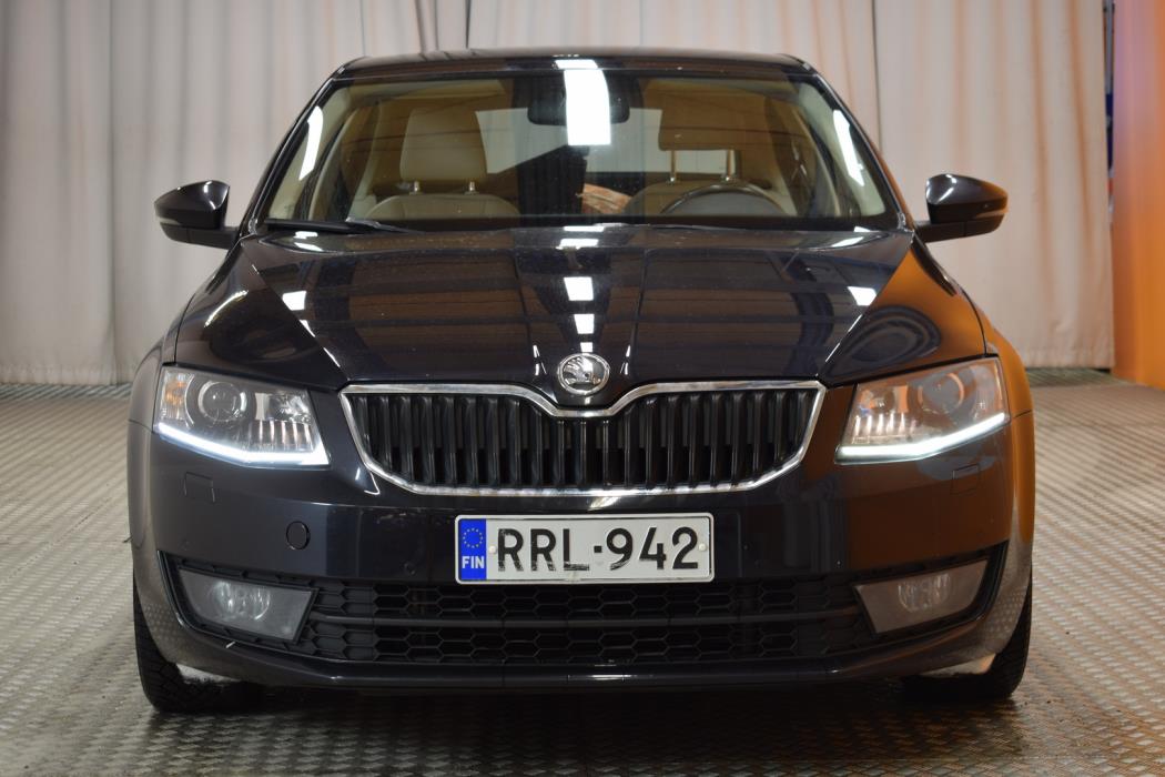 SKODA Octavia 2013