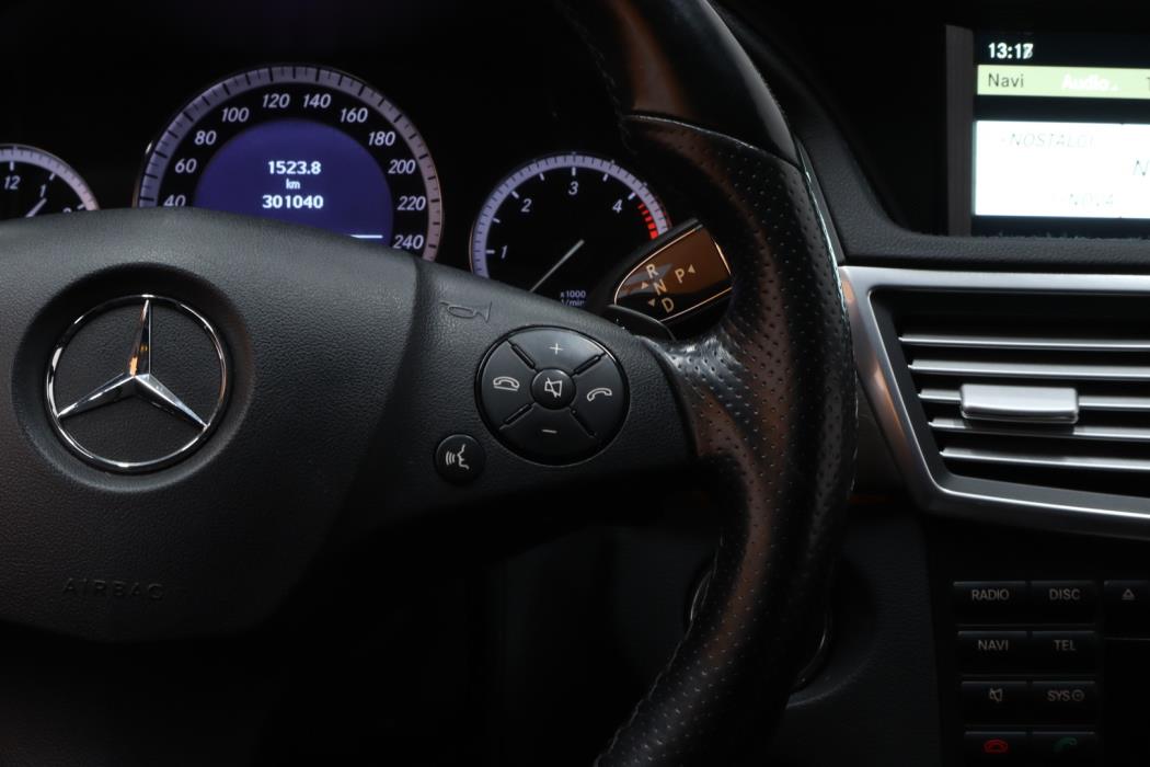 MERCEDES-BENZ E 2010