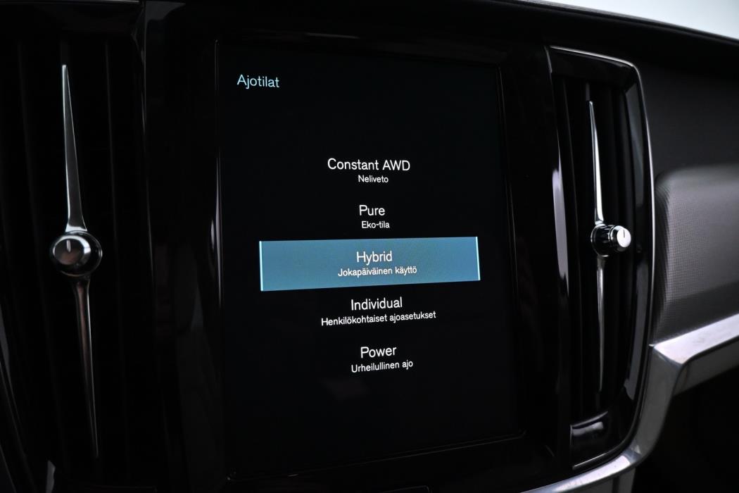 VOLVO V90 2020