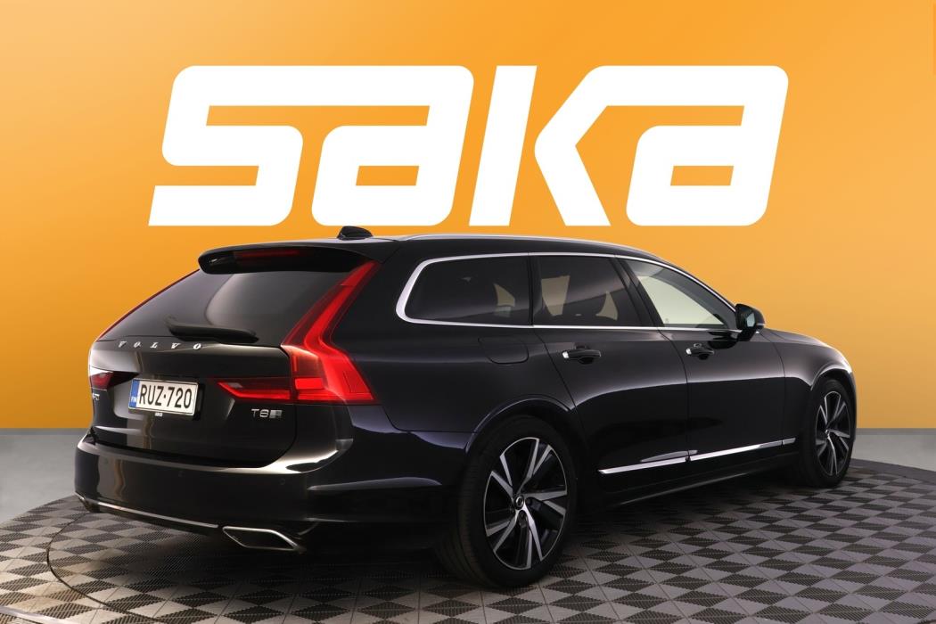 VOLVO V90 2020