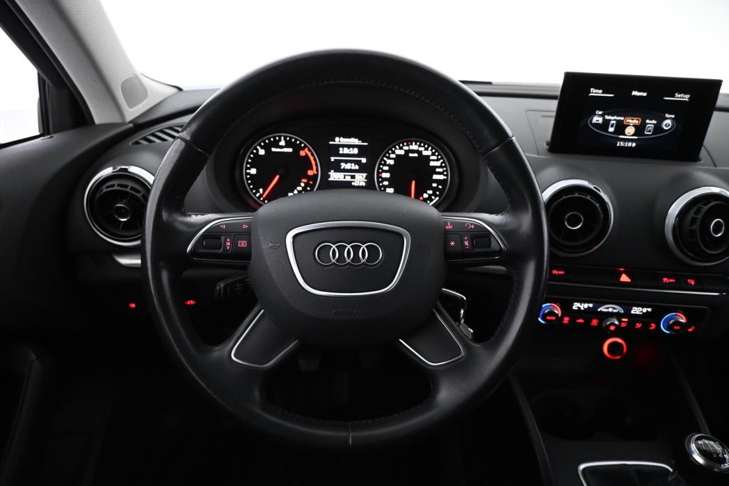 AUDI A3 2015