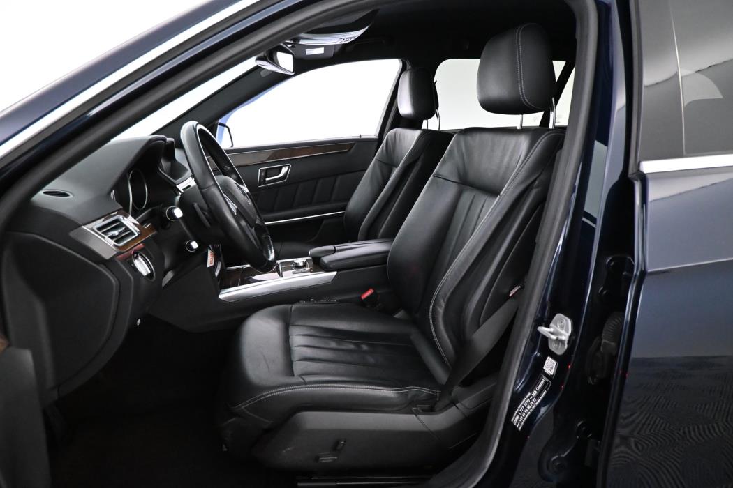 MERCEDES-BENZ E 2015