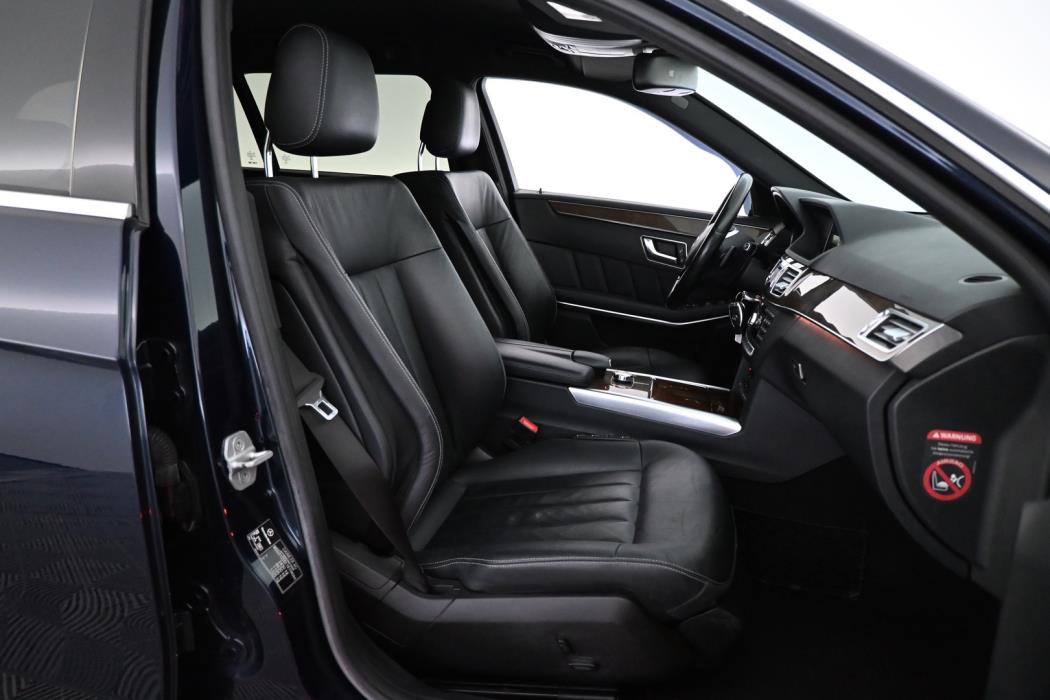 MERCEDES-BENZ E 2015